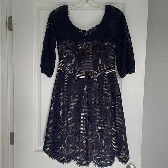 Chelsea28 Dresses & Skirts - Chelsea28 Navy Lace Midi Dress Size8 Good Condition